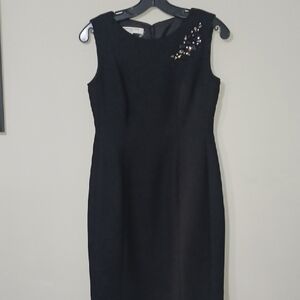Evan Picone Black Sleeveless Sheath Dress with Beaded Shoulder. NWOT. Size 2P